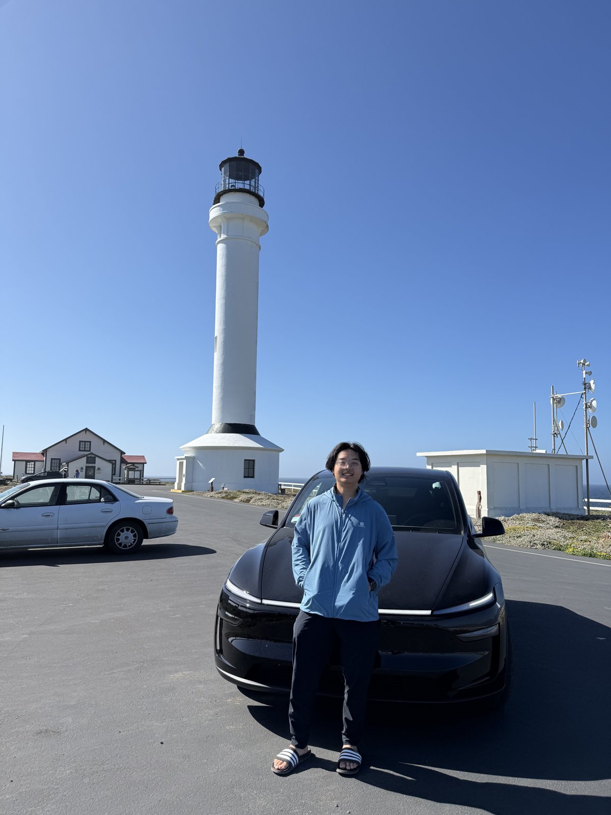 Tesla 和灯塔